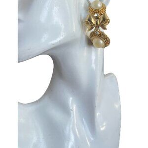 Vintage Large Faux Pearl Gold Tone Rope Border Clip Dangle 2.5” Earrings Quality